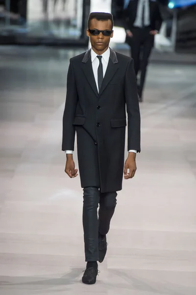 Look 49